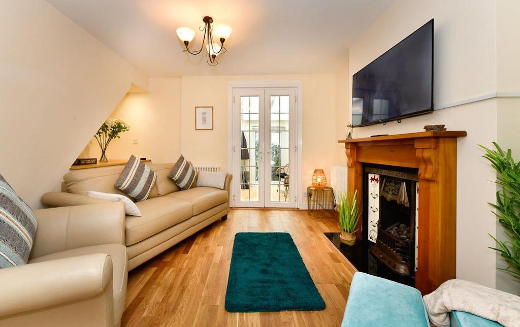Just Stay Wales - Castle Square Cottage, Mumbles Esterno foto