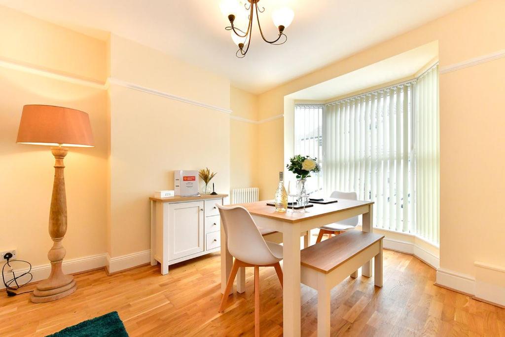 Just Stay Wales - Castle Square Cottage, Mumbles Esterno foto